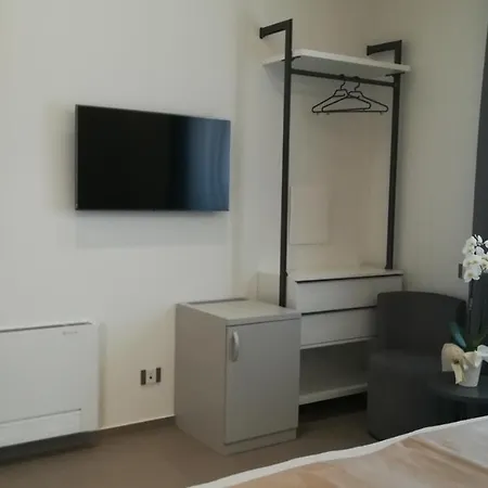 Konukevi Casa Umeli 4*