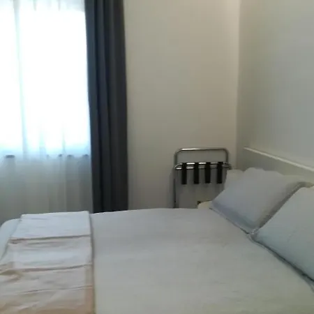 Casa Umeli Affittacamere *